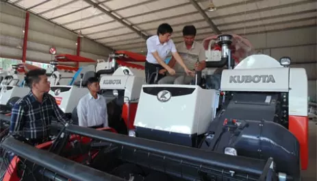 Thông số kỹ thuật máy gặt Kubota DC70 %
