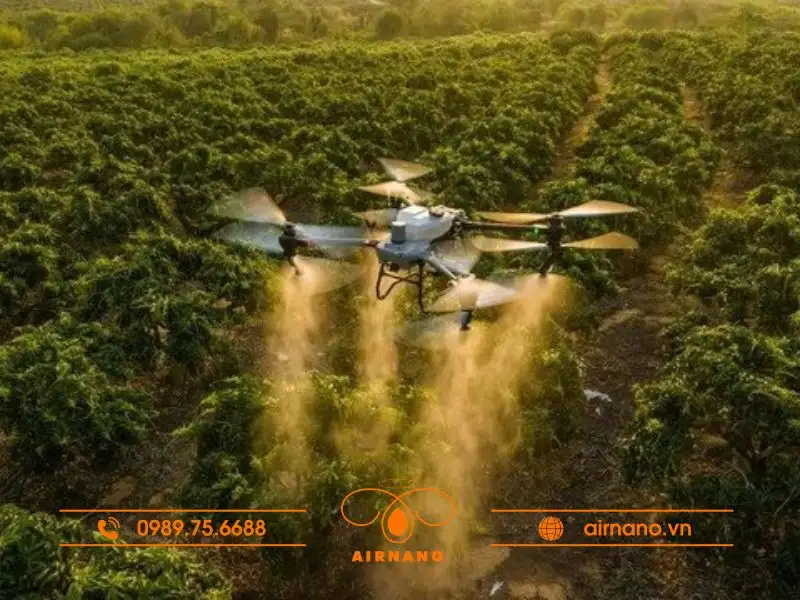 Ưu điểm của việc sử dụng máy bay phun thuốc cho vườn thanh long